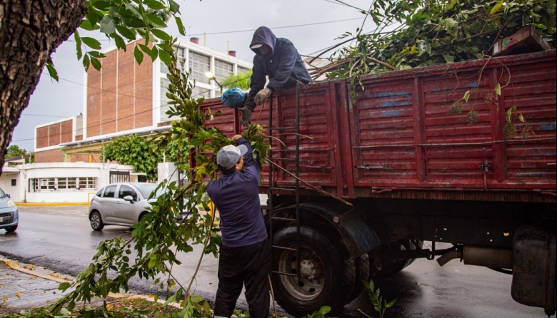 Nuevo operativo de limpieza en Quilmes Oeste